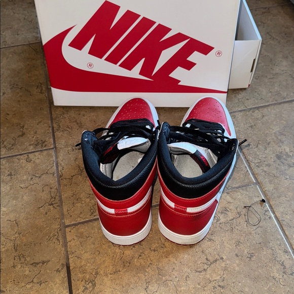 Nike Red and White High-Top Sneakers - Picture 3 of 6